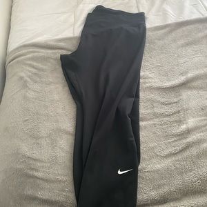 nike black leggings